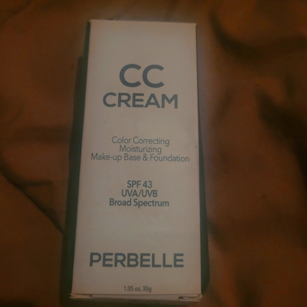 CV color correcting Moisturizer Make Up Base And Foundation